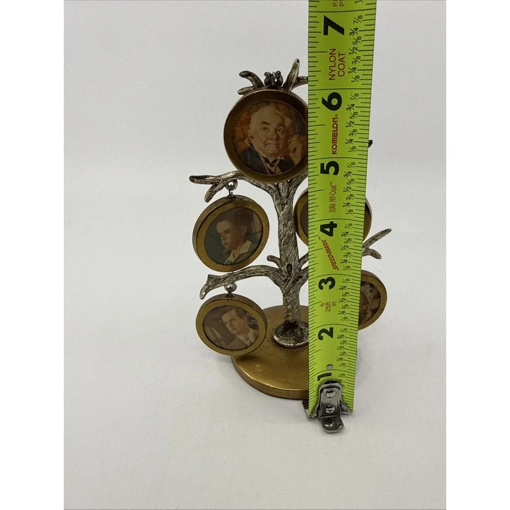 Vintage 1960s Photo Tree Stand  Gold Tone 6